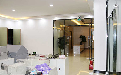 試驗(yàn)箱廠家展廳2